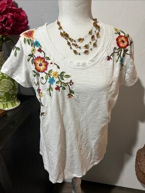 Caite White Short-Sleeve Scoop Neck Top with Colorful Floral Embroidery